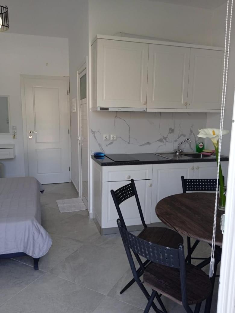 Mariana Apartments Sarande Room photo