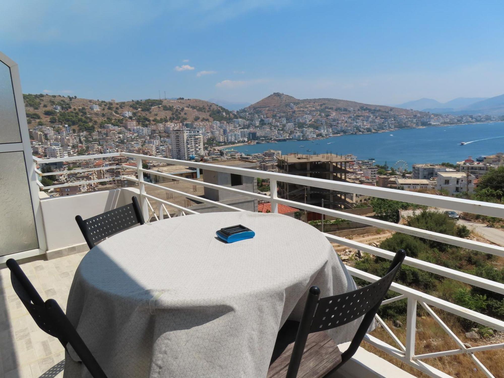 Mariana Apartments Sarande Exterior photo