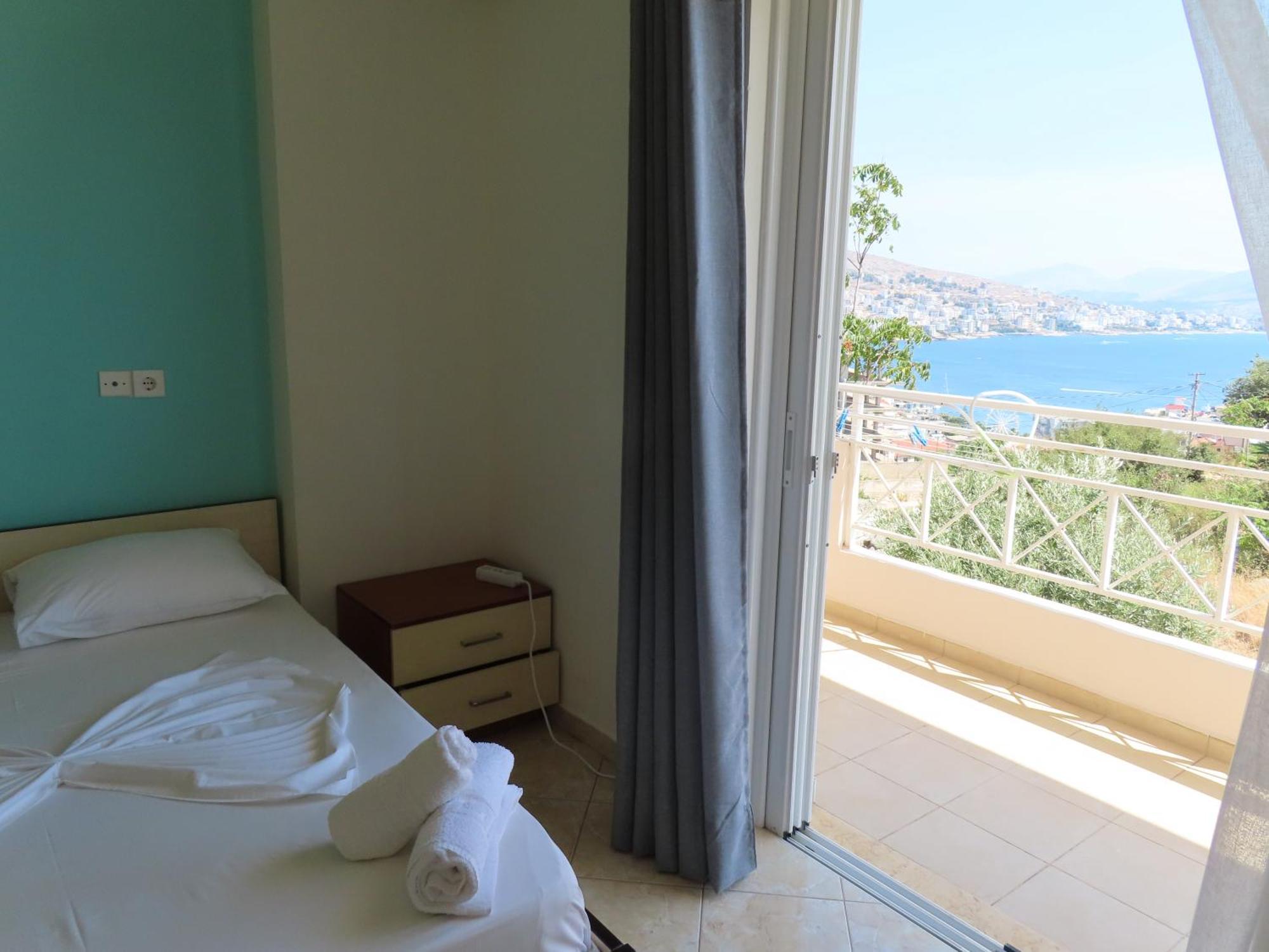 Mariana Apartments Sarande Exterior photo