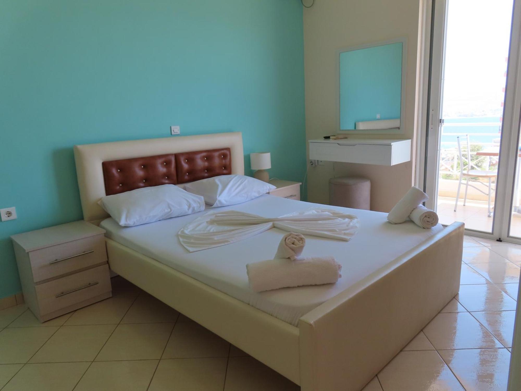 Mariana Apartments Sarande Exterior photo