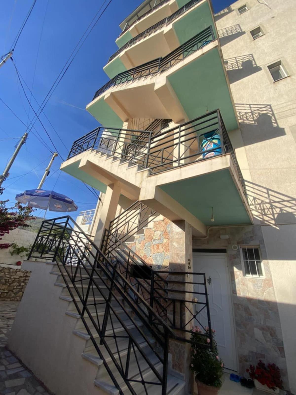 Mariana Apartments Sarande Exterior photo