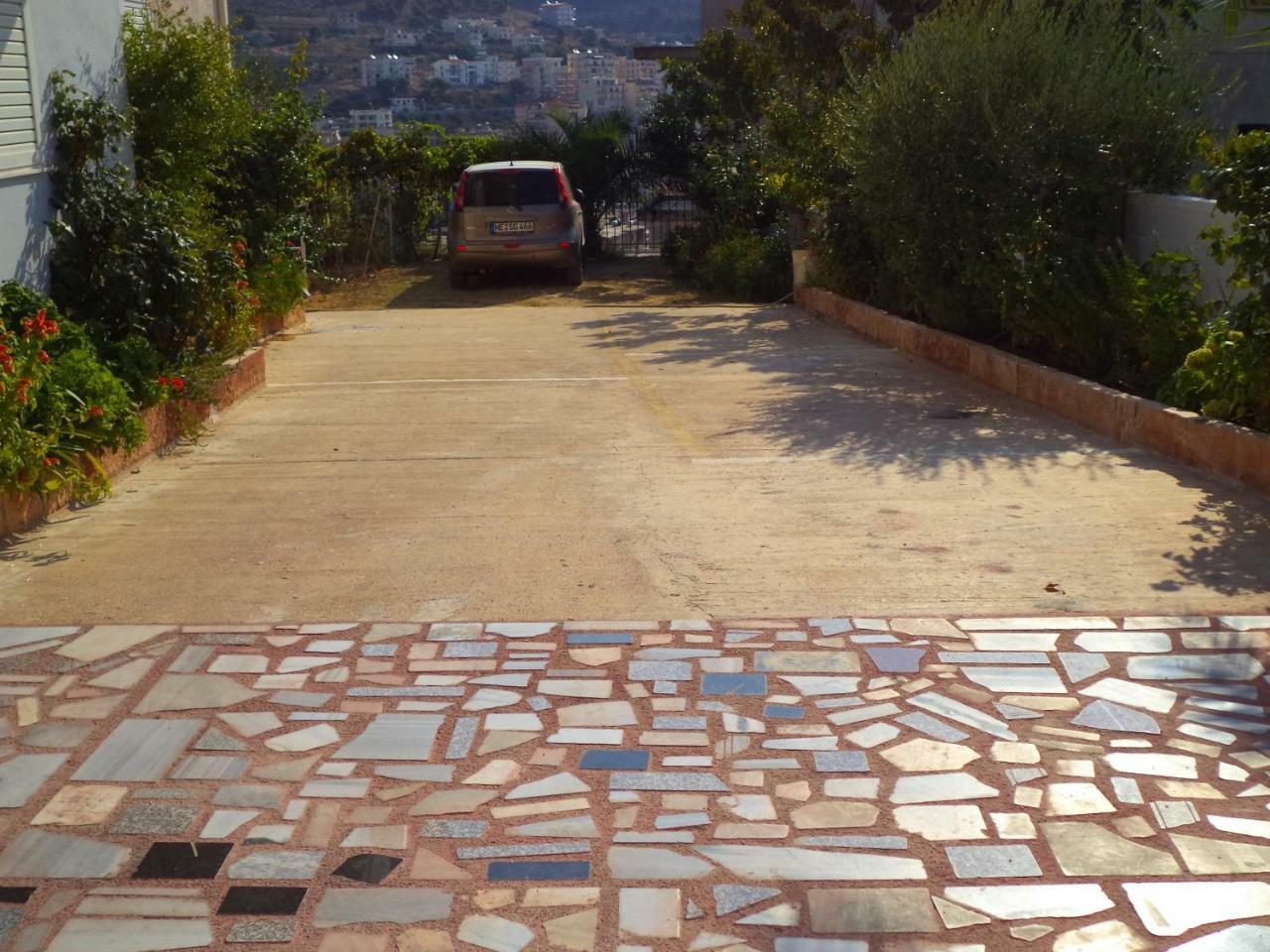 Mariana Apartments Sarande Exterior photo